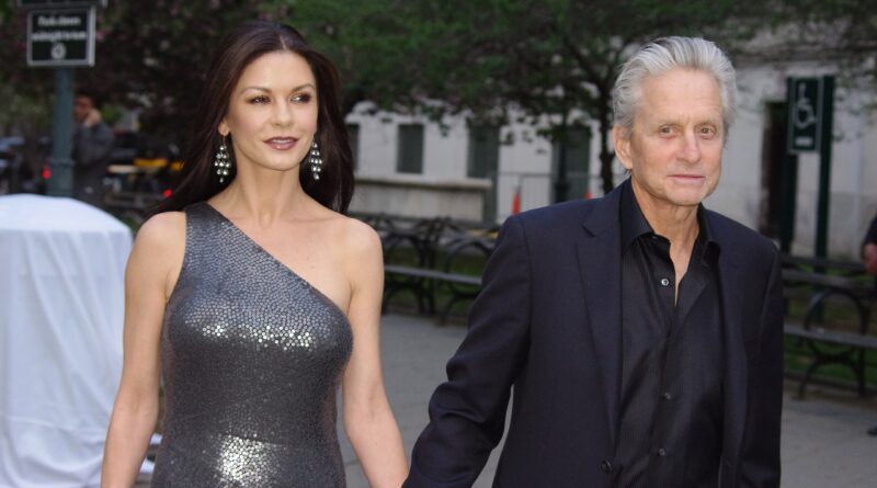 Michael Douglas revele un pari amusant sur le golf avec