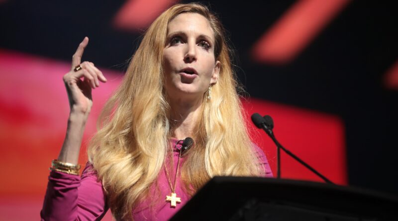 Les commentaires dAnn Coulter sur les agents feminins des services