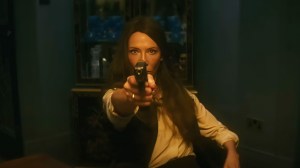 Sac noir, Cate Blanchett, 2025. © Fonds Fonctions / Polite Everett Collection
